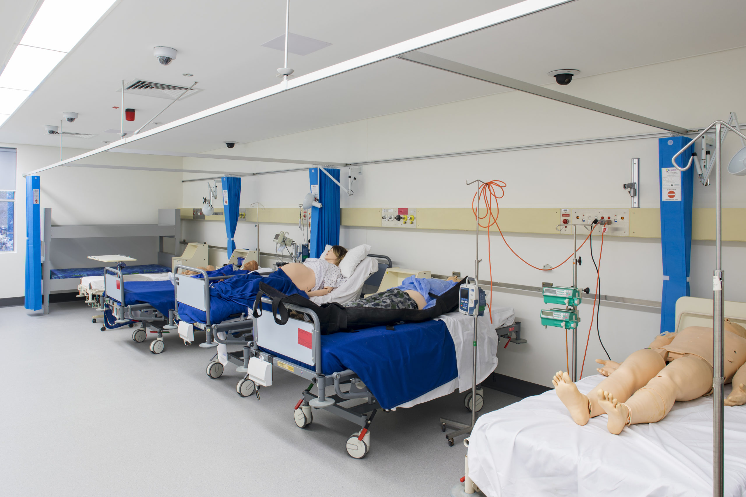 hmas-penguin-building-8-health-sim-ama-projects